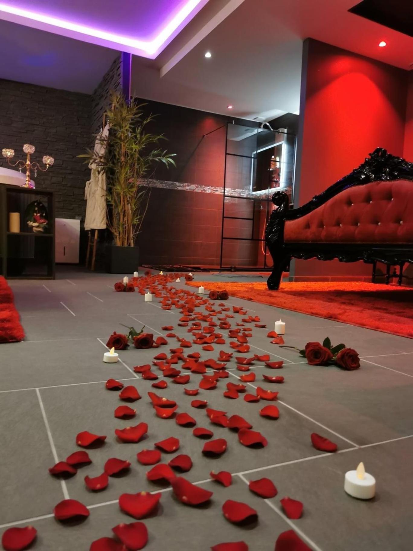 O Venus Spa Sin-le-Noble Εξωτερικό φωτογραφία